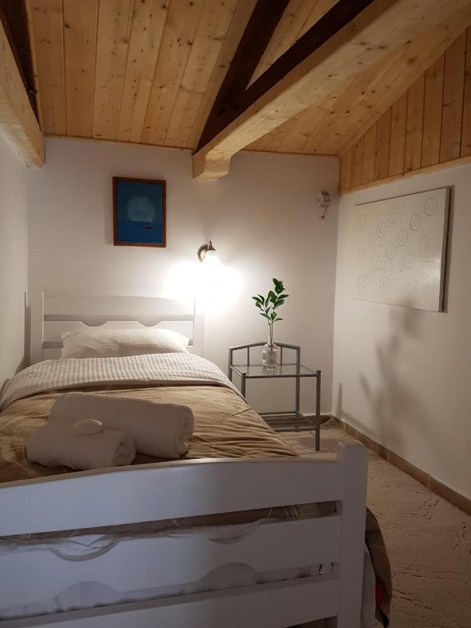 Pensjonat Hydra Memories House Zewnętrze zdjęcie
