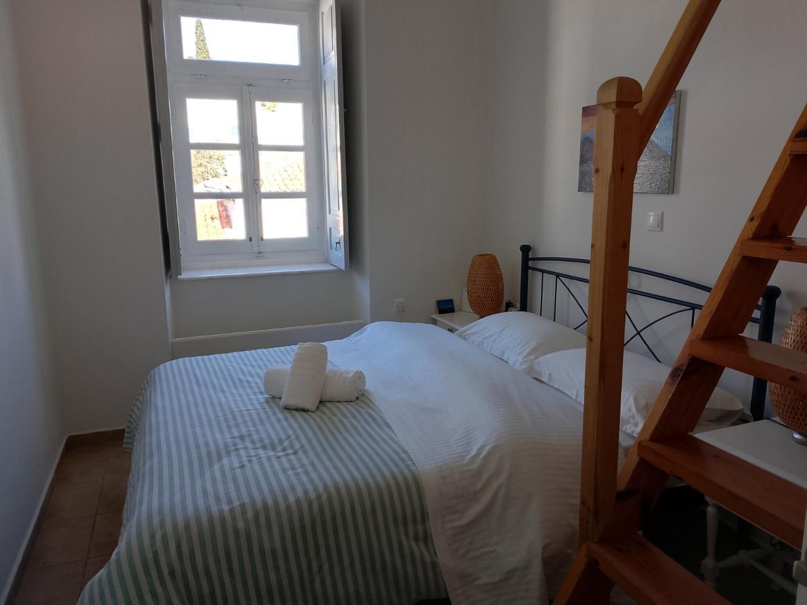 Pensjonat Hydra Memories House Zewnętrze zdjęcie